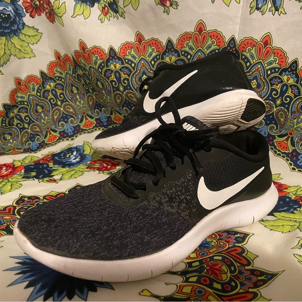 Nike Women’s Flex Contact Running Shoe